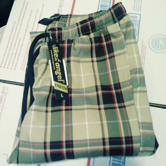 🐹LIKE AN ANGEL PLAD STRETCH PANTS🏠 - Picture 1 of 4